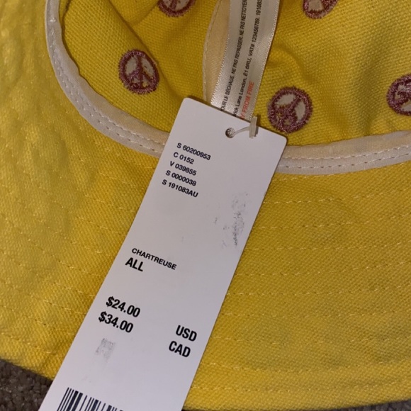 Urban Outfitters Peace Sign Bucket Hat - Picture 3 of 3